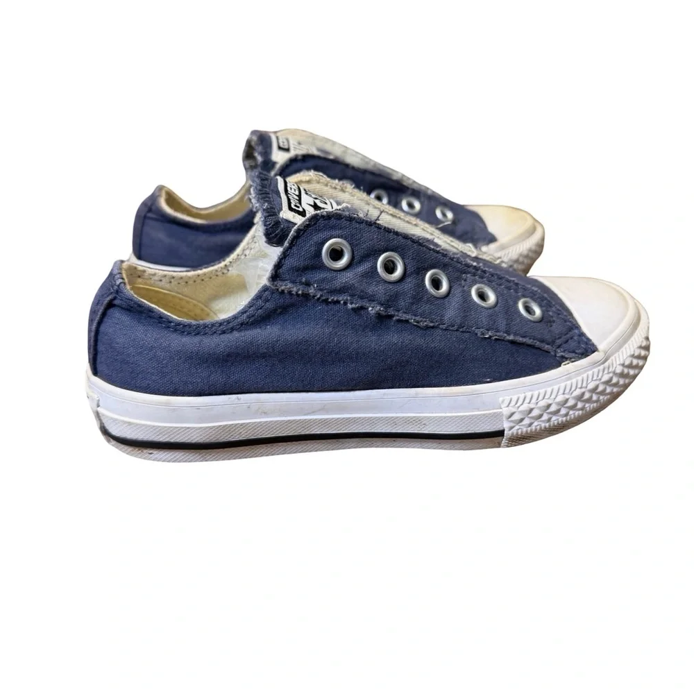 💙✨ Converse Chuck Taylor All‎ Star Navy Slip-On Sneakers Youth 12 ✨💙